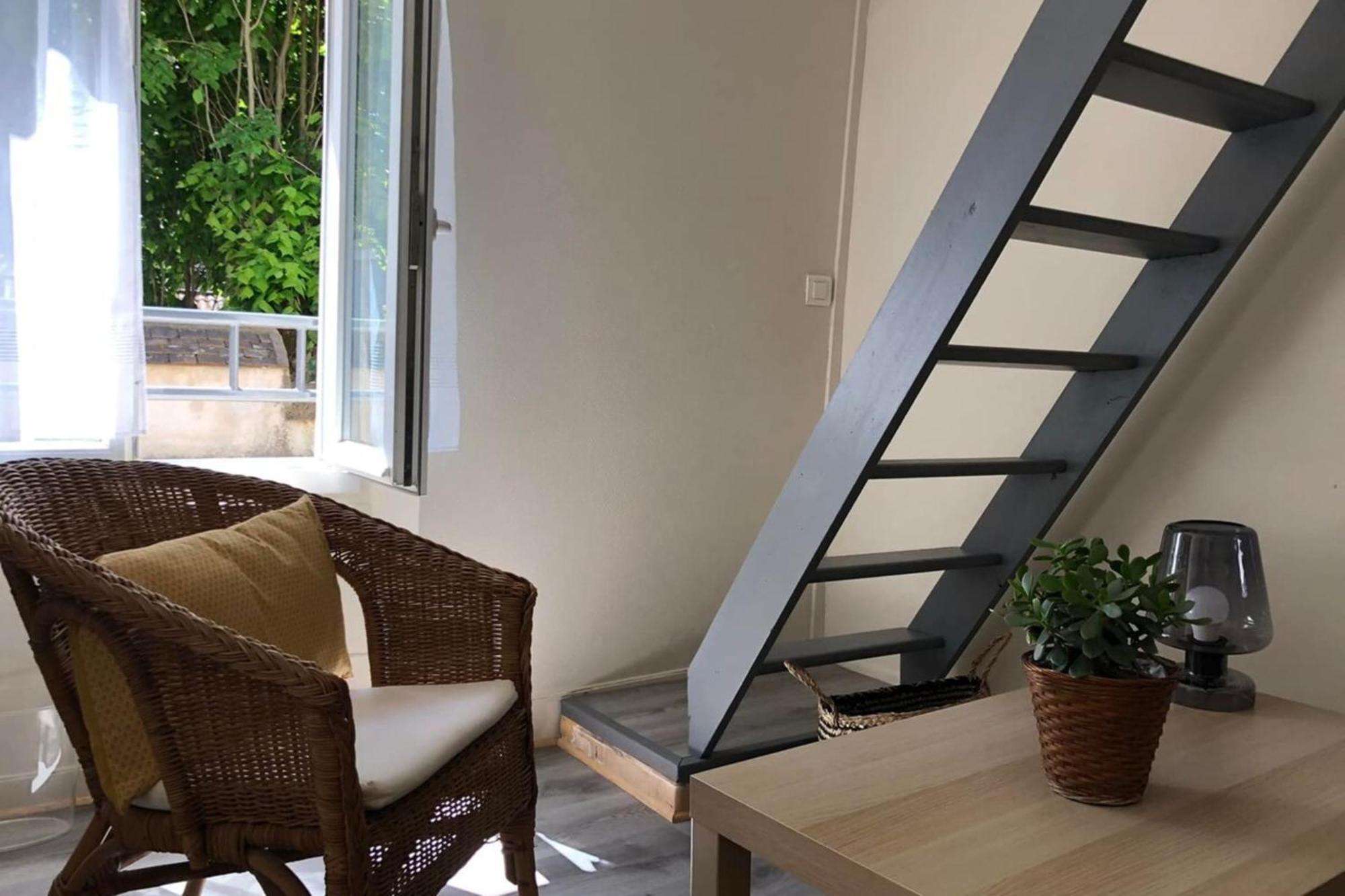 Charmant Duplex - Chez Delpha Фонтенбло Экстерьер фото